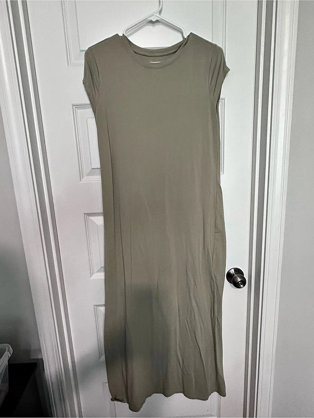 a new day Sleeveless Maxi Dress in Green Size Medium